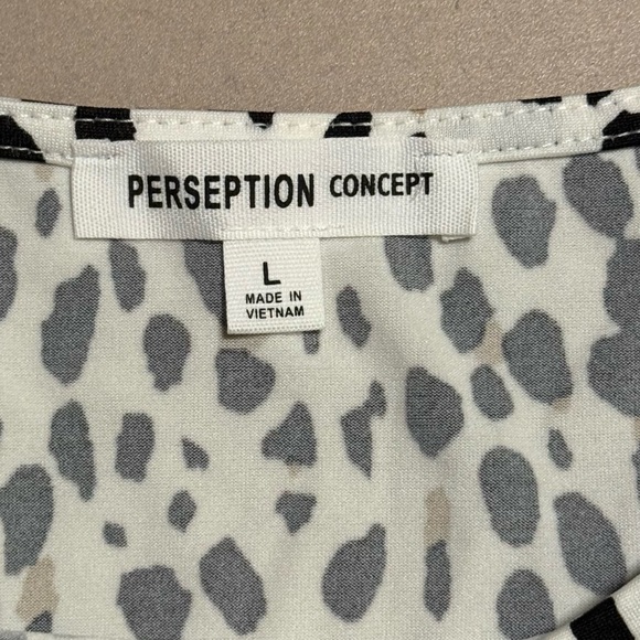 NEW WITH TAGS. PerSeption Concept black and Cream Spotted Blouse - Picture 4 of 9